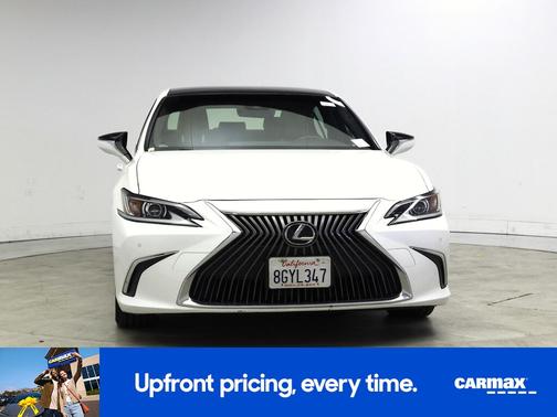 White 2019 Lexus ES 350 Luxury