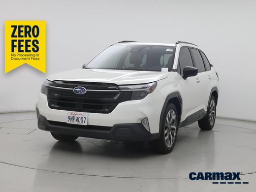 White 2025 Subaru Forester Touring