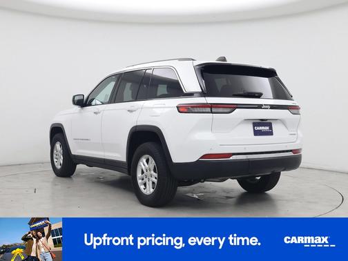 White 2023 Jeep Grand Cherokee Laredo