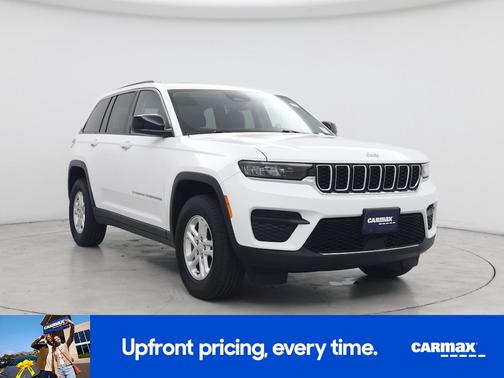 White 2023 Jeep Grand Cherokee Laredo