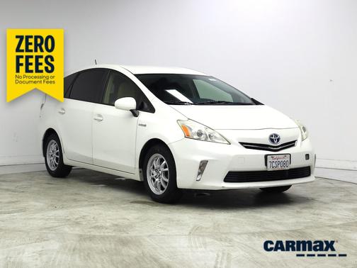 Pearl 2014 Toyota Prius v Three