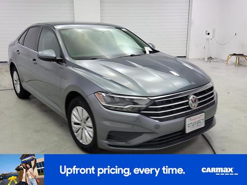 Gray 2019 Volkswagen Jetta S
