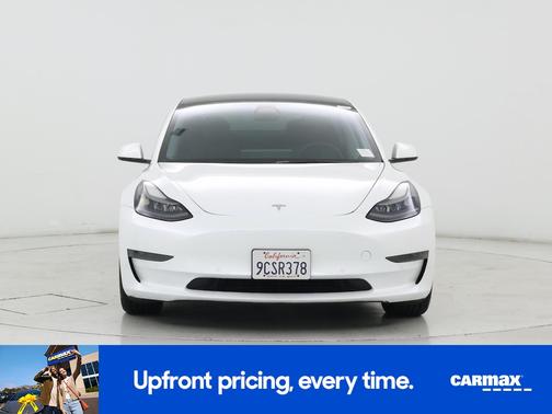 White 2022 Tesla Model 3
