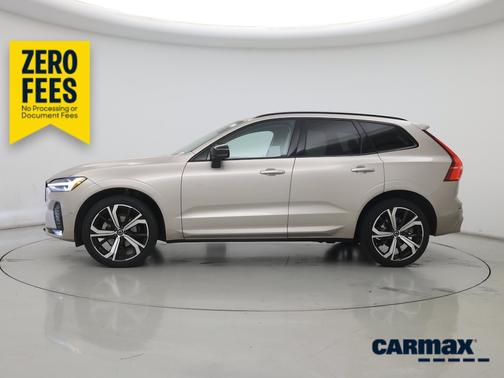 Tan 2023 Volvo XC60 B5 Ultimate Dark Theme
