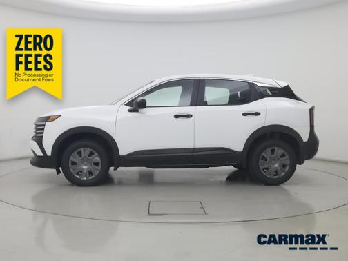 White 2025 Nissan Kicks S