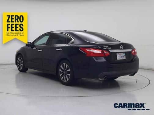 Black 2017 Nissan Altima SL
