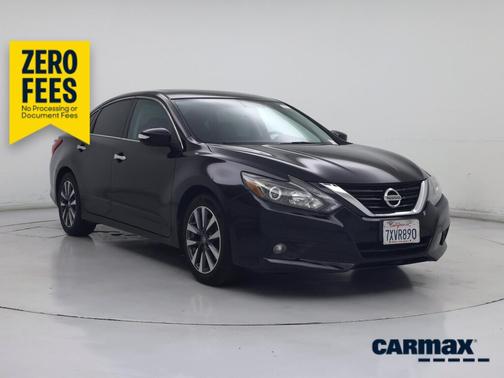 Black 2017 Nissan Altima SL