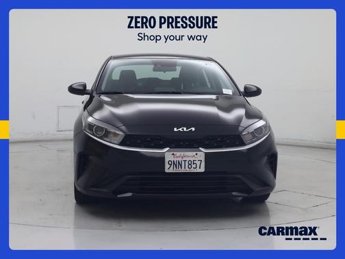 Black 2024 Kia Forte LXS