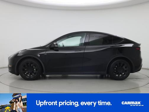 Black 2022 Tesla Model Y Long Range