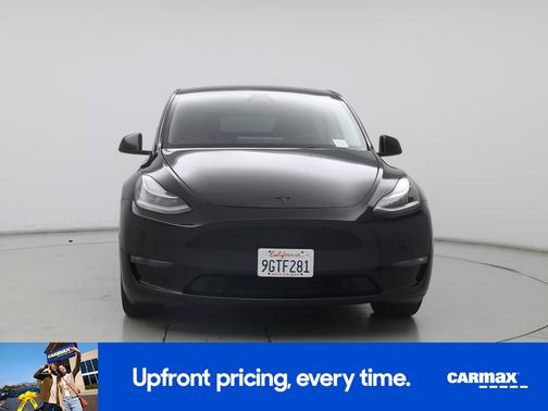 Black 2022 Tesla Model Y Long Range