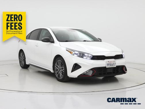 White 2024 Kia Forte GT-Line