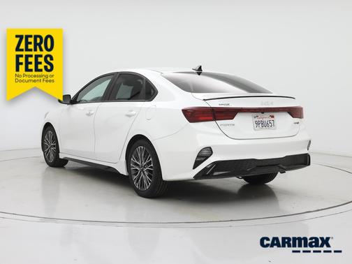 White 2024 Kia Forte GT-Line