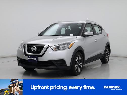 Silver 2020 Nissan Kicks SV