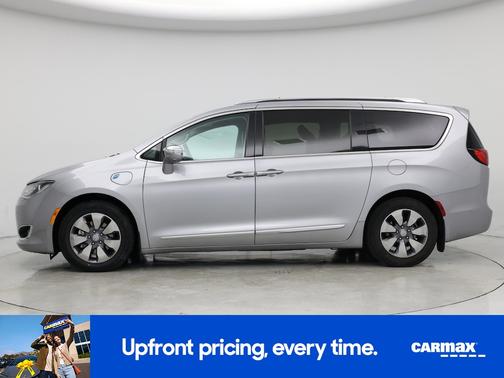 Silver 2018 Chrysler Pacifica Hybrid Limited
