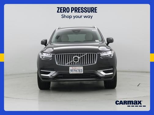Gray 2023 Volvo XC90 Recharge Plug-In Hybrid T8 Ultimate
