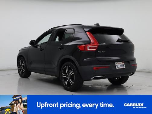 Black 2020 Volvo XC40 T5 R-Design