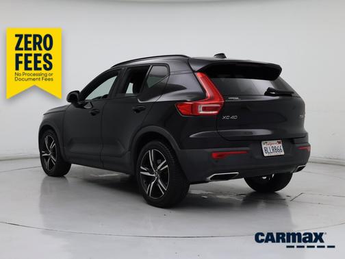 Black 2020 Volvo XC40 T5 R-Design