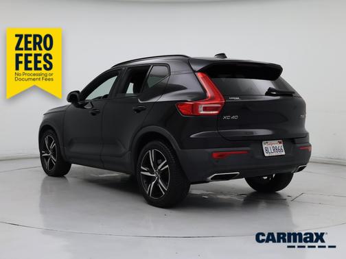 Black 2020 Volvo XC40 T5 R-Design