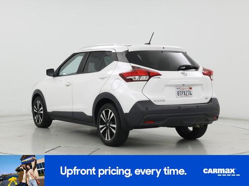 White 2020 Nissan Kicks SV