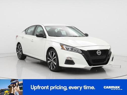 2022 Nissan Altima SR