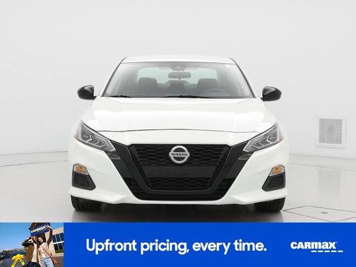 2022 Nissan Altima SR