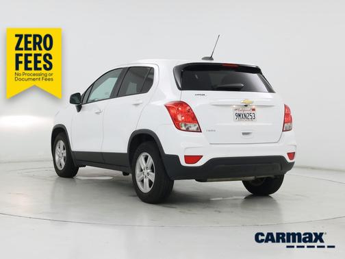 White 2022 Chevrolet Trax LS