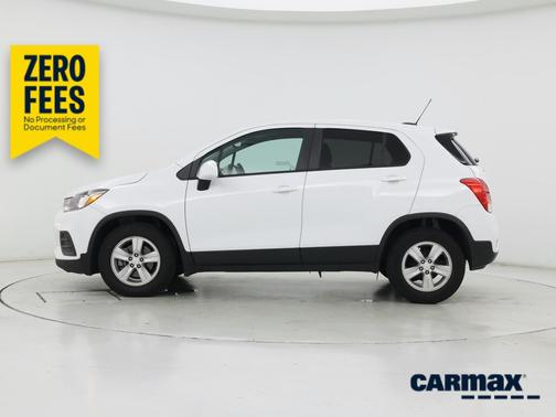 White 2022 Chevrolet Trax LS