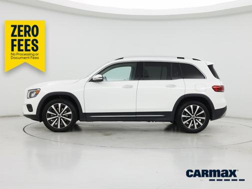 White 2022 Mercedes-Benz GLB 250