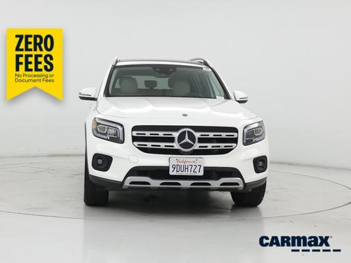 White 2022 Mercedes-Benz GLB 250