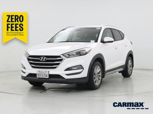 White 2018 Hyundai TUCSON SEL Plus
