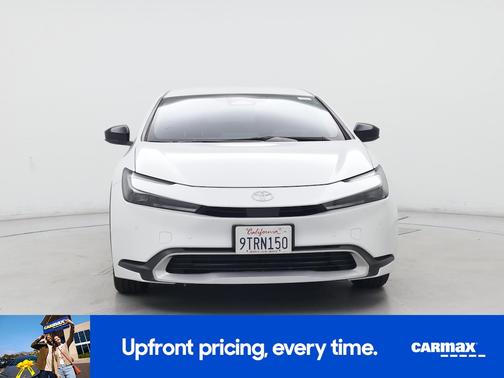 2025 Toyota Prius Plug-In Hybrid SE