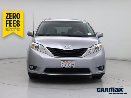 Gray 2014 Toyota Sienna LE