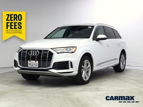 White 2022 Audi Q7 Premium Plus