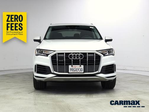 White 2022 Audi Q7 Premium Plus