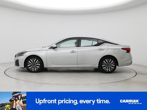 2023 Nissan Altima SV
