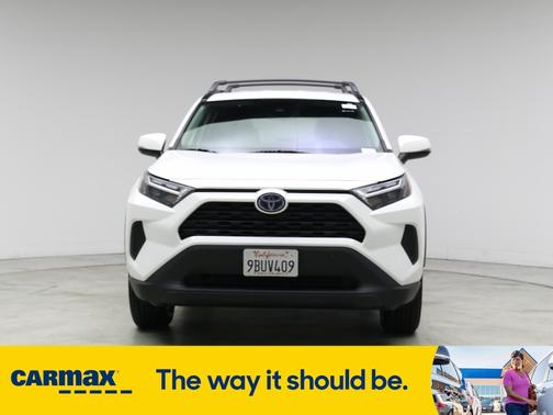 2022 Toyota RAV4 Hybrid XLE
