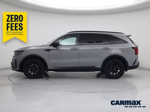 Gray 2023 Kia Sorento SX