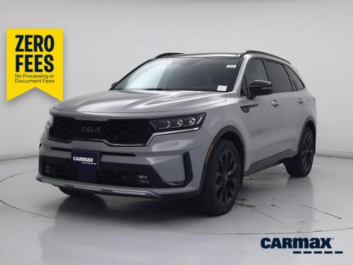 Gray 2023 Kia Sorento SX