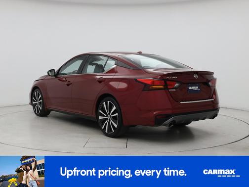 2022 Nissan Altima SR