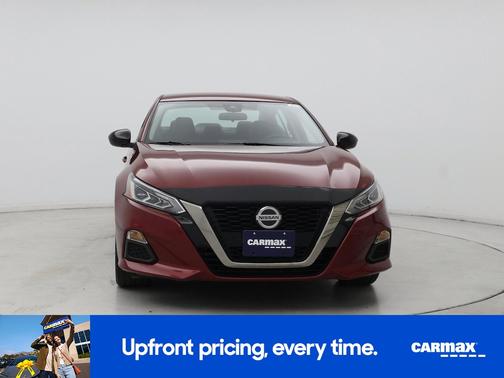 2022 Nissan Altima SR