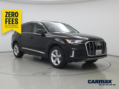 Black 2023 Audi Q7 Premium