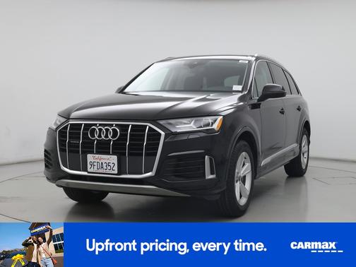 Black 2023 Audi Q7 Premium