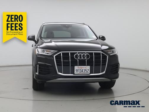 Black 2023 Audi Q7 Premium