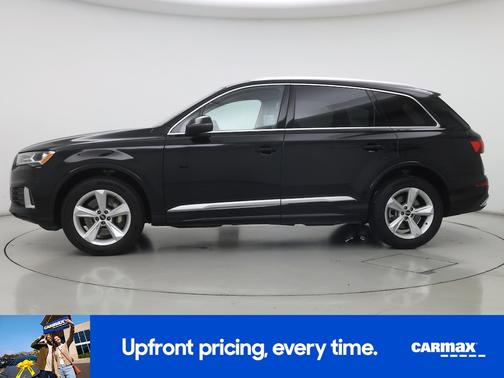 Black 2023 Audi Q7 Premium