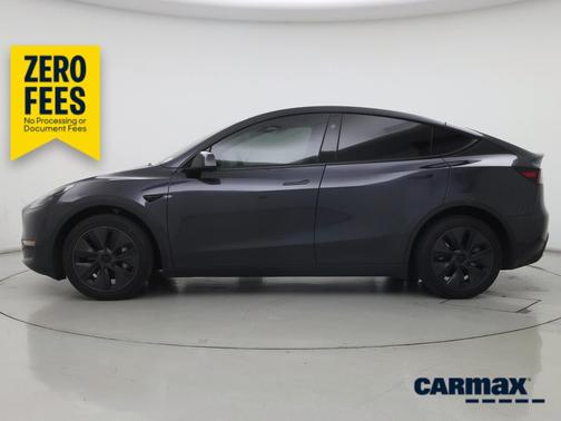 Gray 2024 Tesla Model Y Long Range