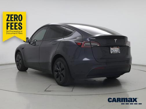 Gray 2024 Tesla Model Y Long Range