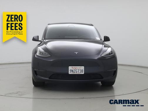 Gray 2024 Tesla Model Y Long Range