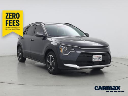 Gray 2023 Kia Niro EX