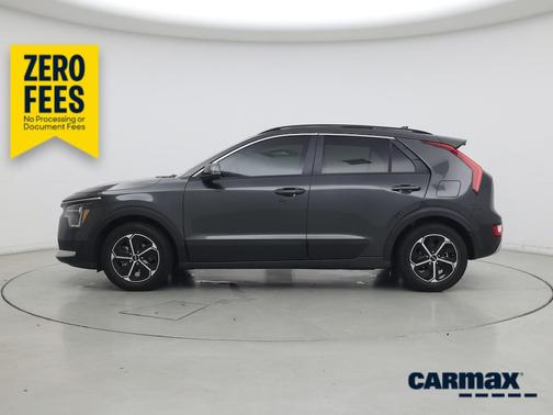 Gray 2023 Kia Niro EX
