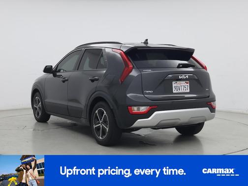 Gray 2023 Kia Niro EX